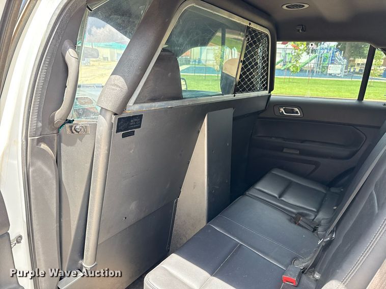 image for item EJ4716 2015 Ford Explorer Police SUV