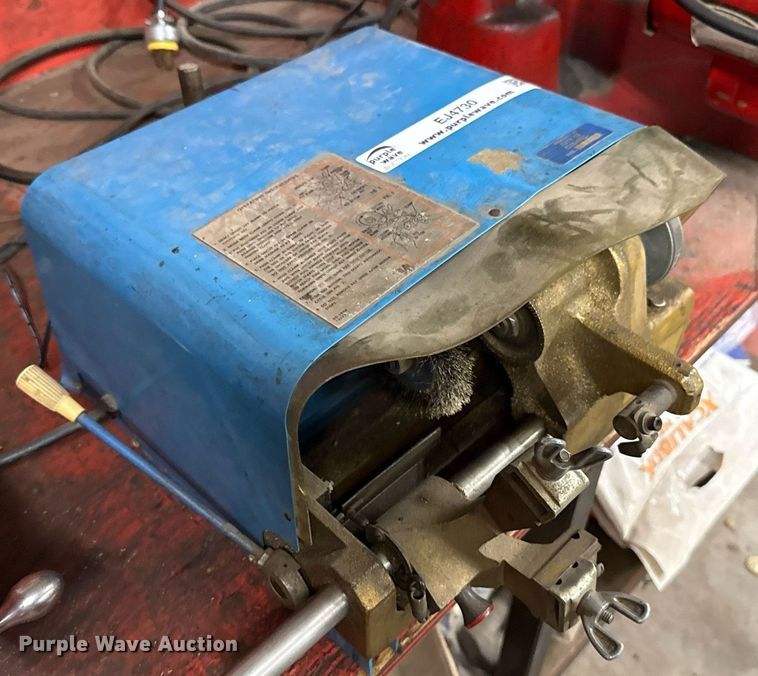 image for item EJ4730 Curtis key cutting machine