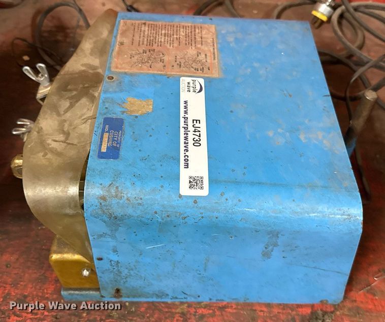 image for item EJ4730 Curtis key cutting machine