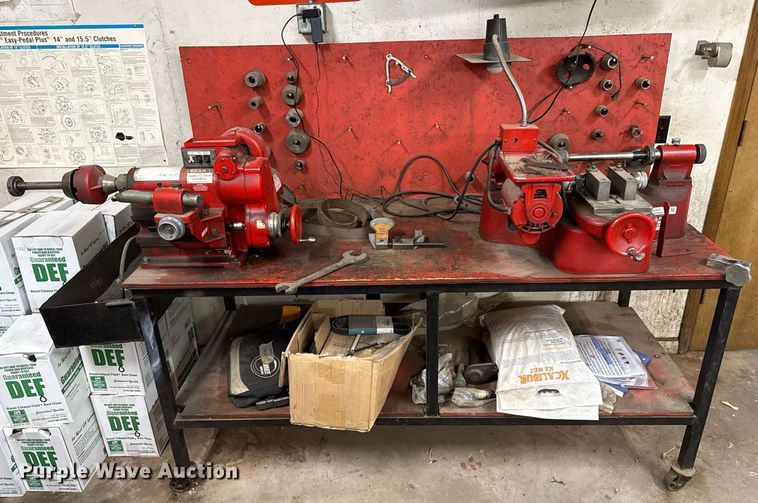 image for item EJ4731 Bear service equipment