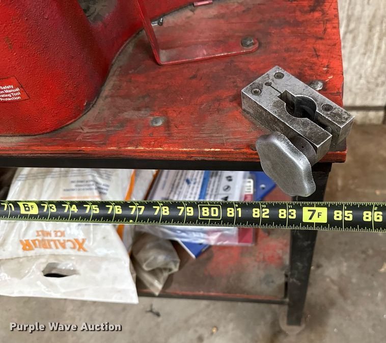 image for item EJ4731 Bear service equipment