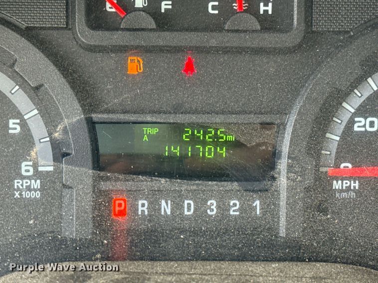 image for item EJ4735 2011 Ford E450 shuttle bus