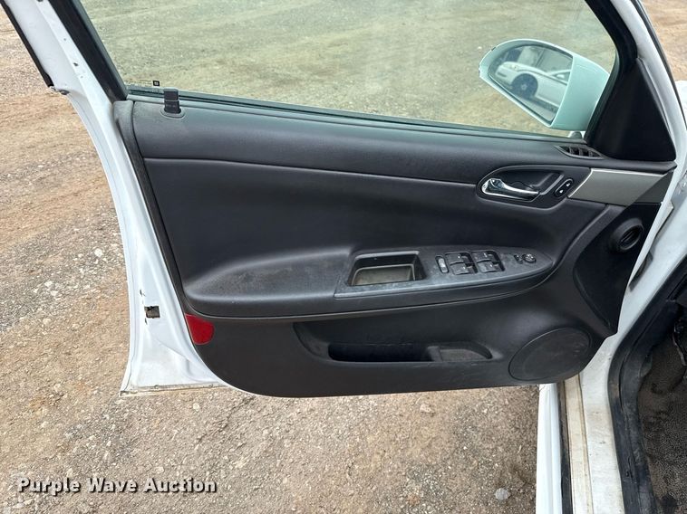 image for item EJ4737 2011 Chevrolet Impala Police Cruiser 