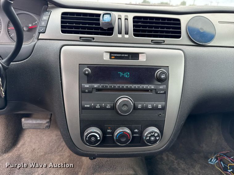 image for item EJ4737 2011 Chevrolet Impala Police Cruiser 