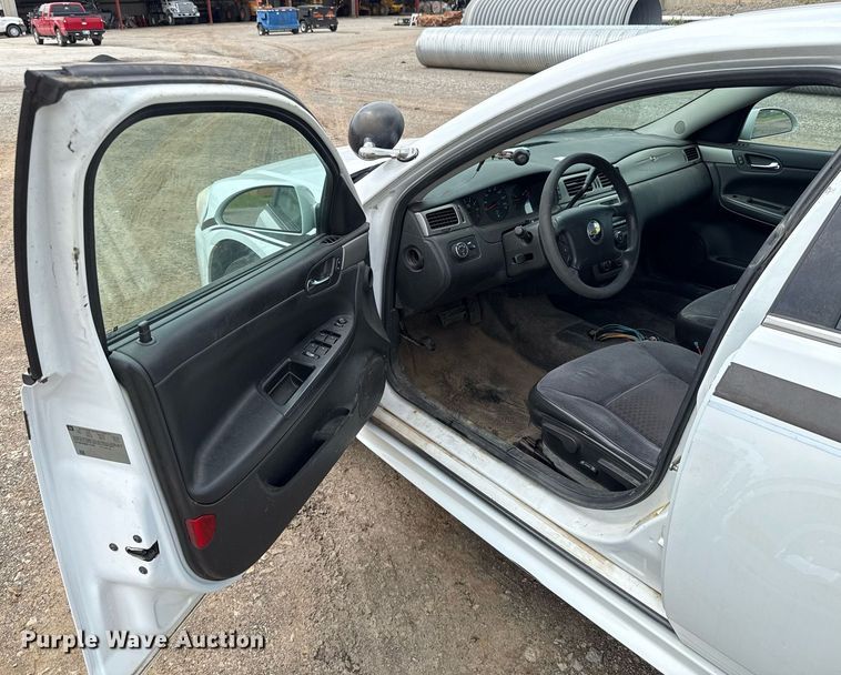 image for item EJ4738 2011 Chevrolet Impala Police Cruiser 