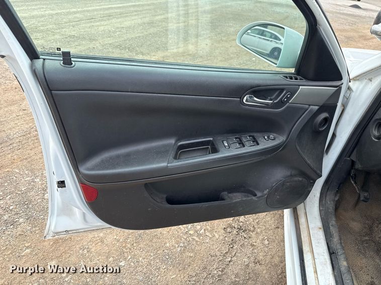 image for item EJ4738 2011 Chevrolet Impala Police Cruiser 