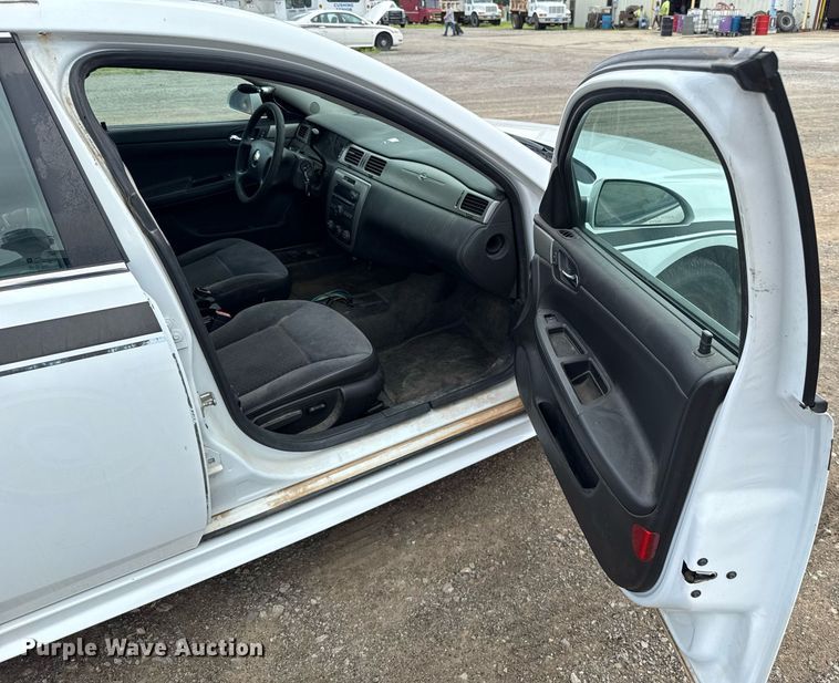 image for item EJ4738 2011 Chevrolet Impala Police Cruiser 