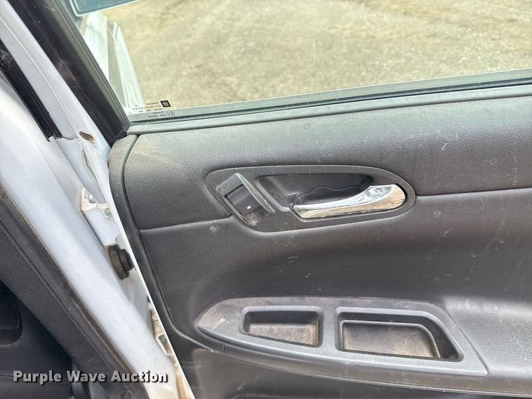 image for item EJ4738 2011 Chevrolet Impala Police Cruiser 