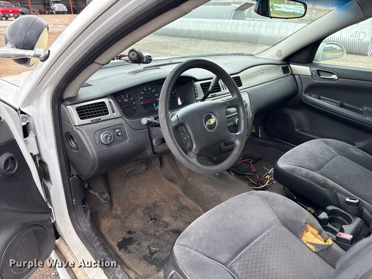 image for item EJ4739 2011 Chevrolet Impala Police Cruiser 