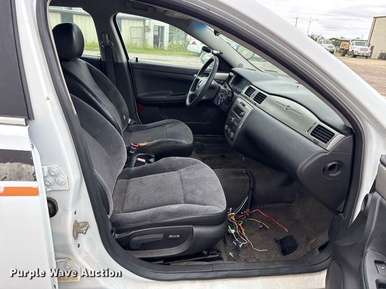 image for item EJ4739 2011 Chevrolet Impala Police Cruiser 