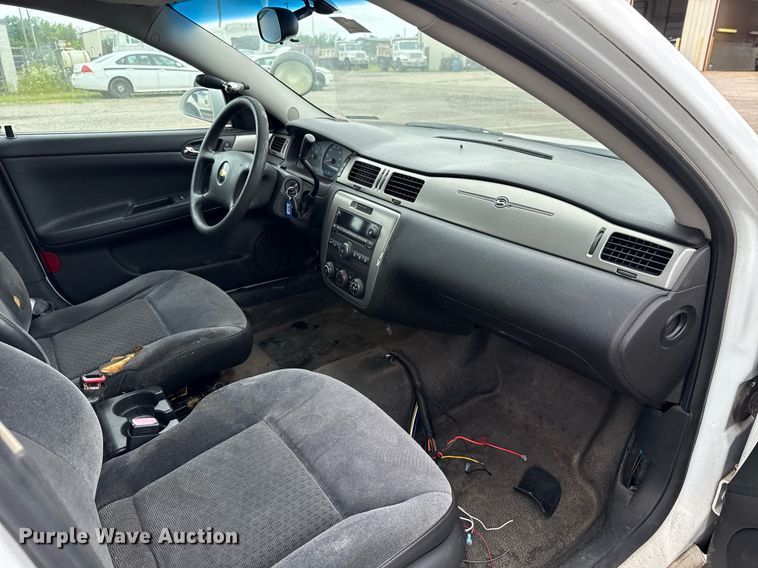 image for item EJ4739 2011 Chevrolet Impala Police Cruiser 