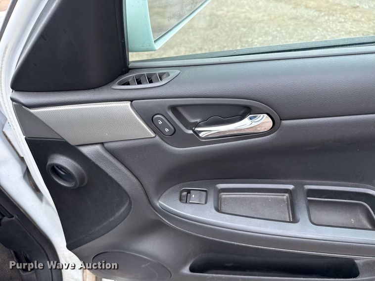 image for item EJ4739 2011 Chevrolet Impala Police Cruiser 