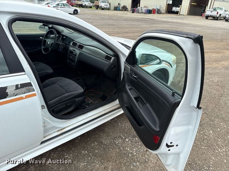 image for item EJ4739 2011 Chevrolet Impala Police Cruiser 