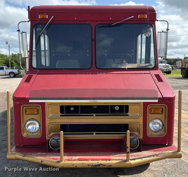 image for item EJ4741 1974 Chevrolet P Series  delivery truck