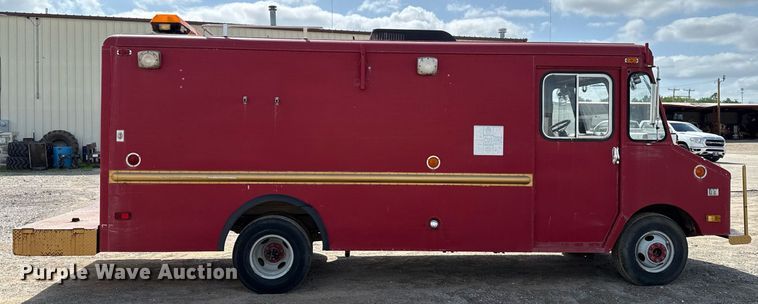 image for item EJ4741 1974 Chevrolet P Series  delivery truck