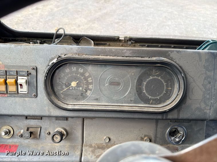 image for item EJ4741 1974 Chevrolet P Series  delivery truck