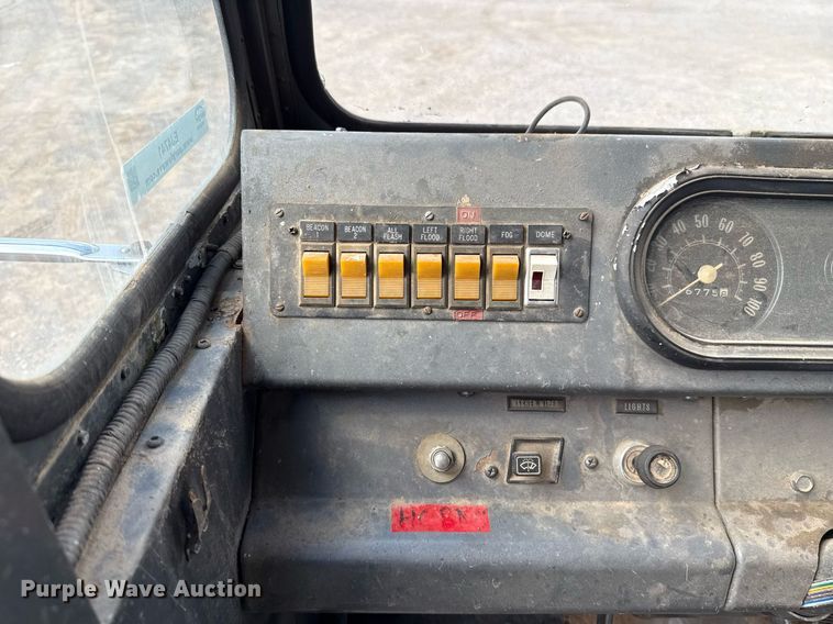 image for item EJ4741 1974 Chevrolet P Series  delivery truck