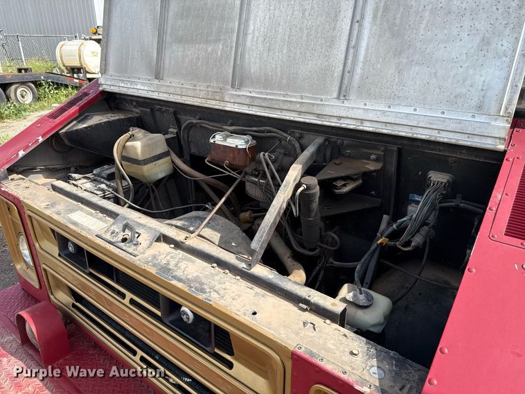 image for item EJ4741 1974 Chevrolet P Series  delivery truck