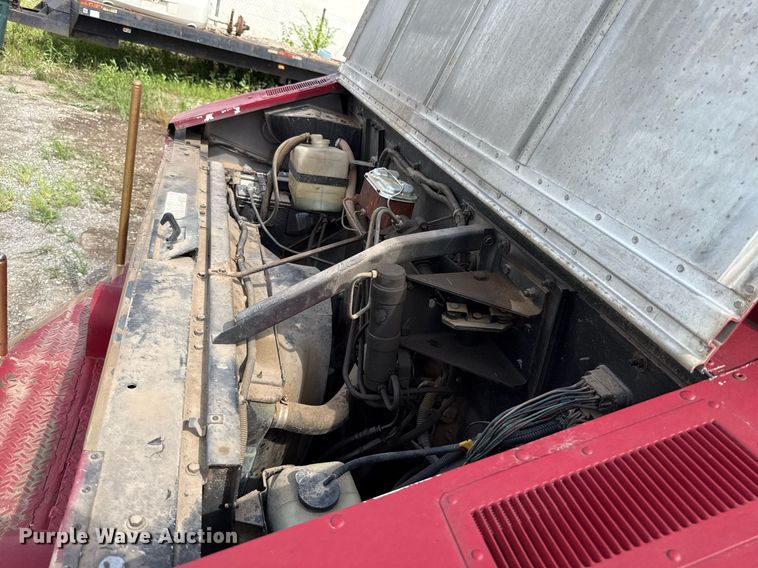 image for item EJ4741 1974 Chevrolet P Series  delivery truck