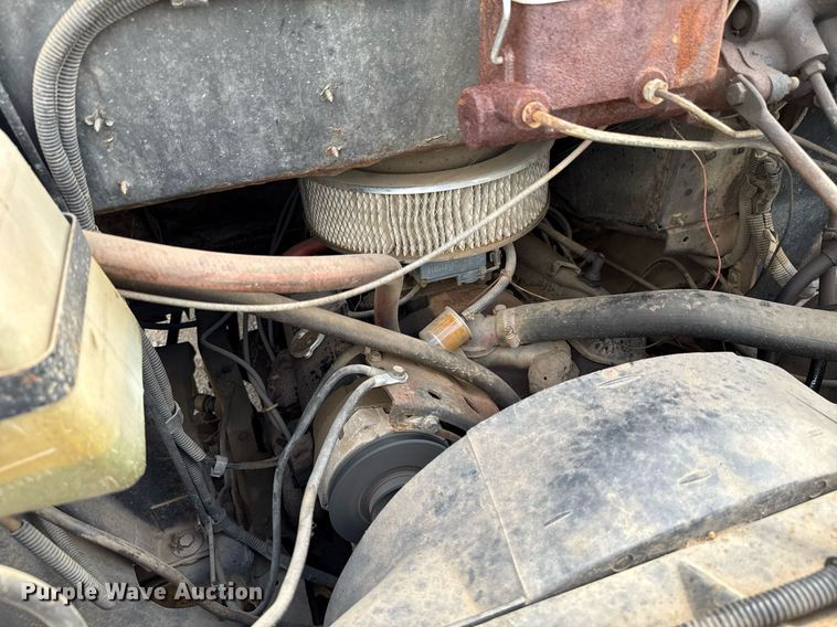 image for item EJ4741 1974 Chevrolet P Series  delivery truck