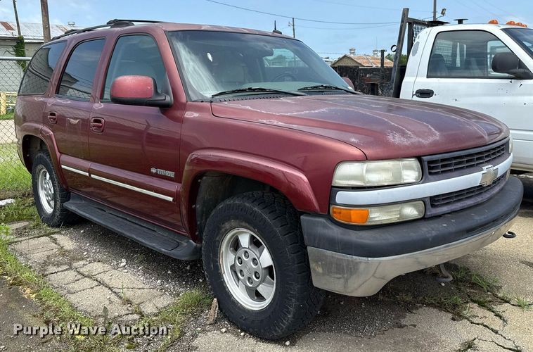 image for item EJ4742 2002 Chevrolet Tahoe SUV