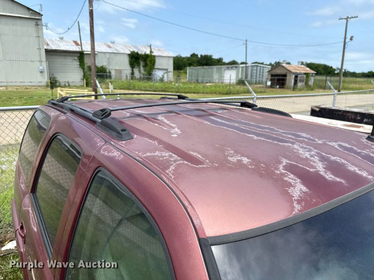 image for item EJ4742 2002 Chevrolet Tahoe SUV