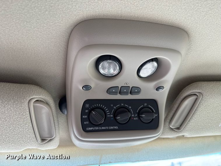 image for item EJ4742 2002 Chevrolet Tahoe SUV