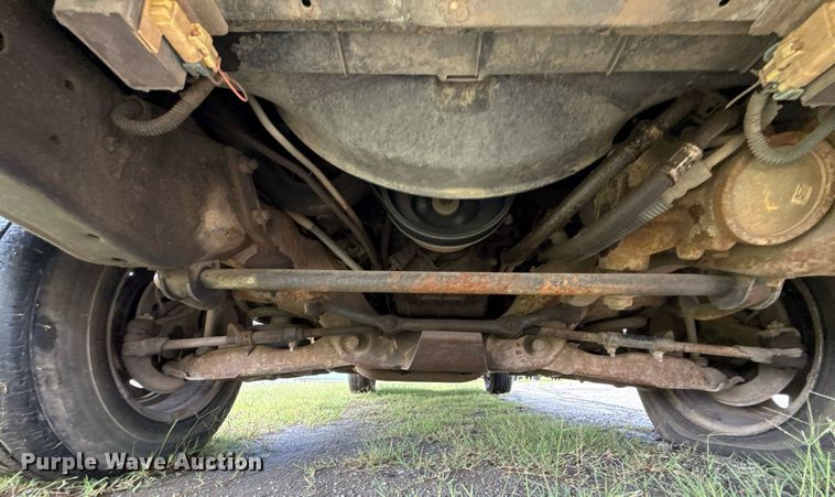 image for item EJ4744 2003 Chevrolet S10 pickup truck