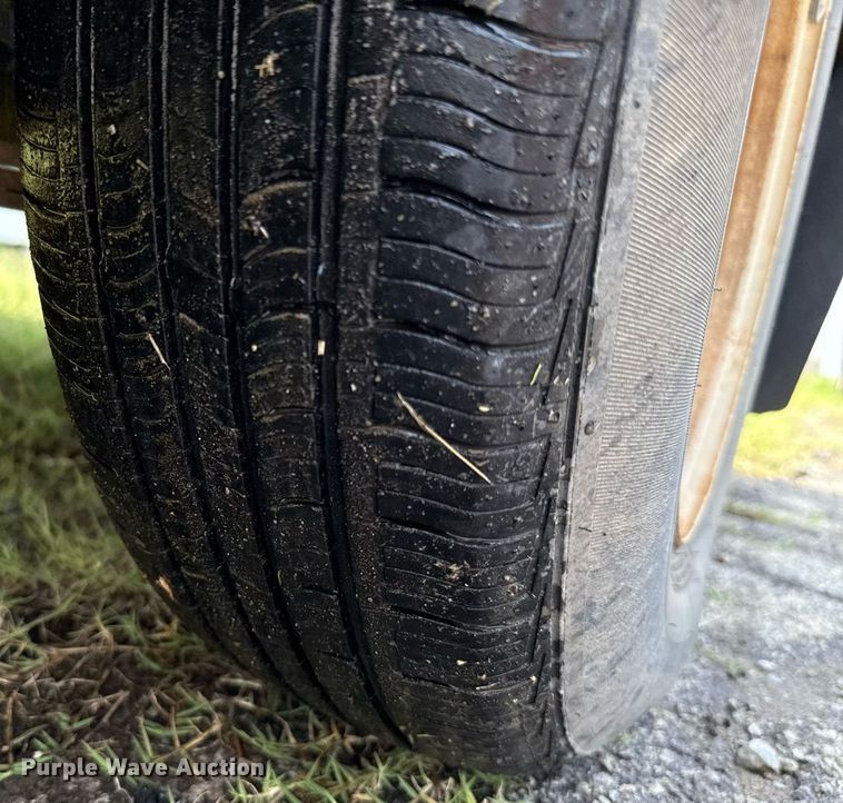 image for item EJ4744 2003 Chevrolet S10 pickup truck