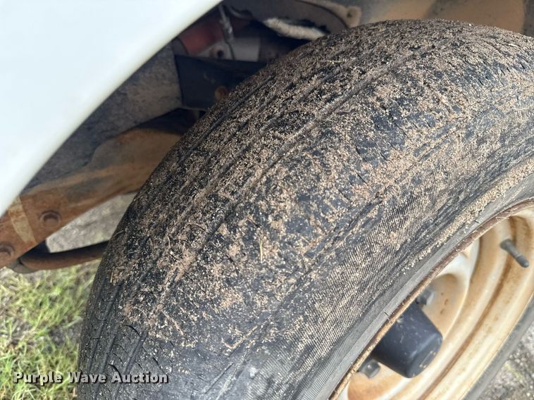 image for item EJ4744 2003 Chevrolet S10 pickup truck