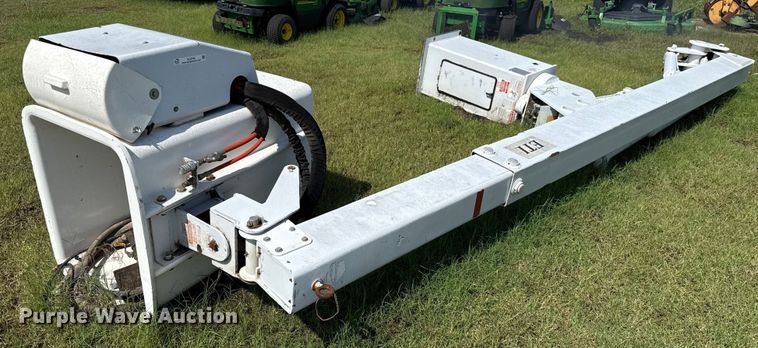 image for item EJ4745 2005 ETI ETC37IH bucket lift