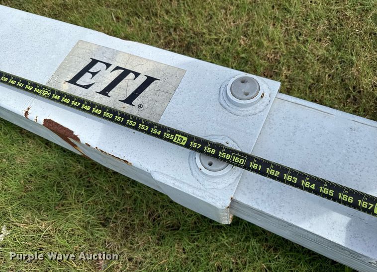 image for item EJ4745 2005 ETI ETC37IH bucket lift