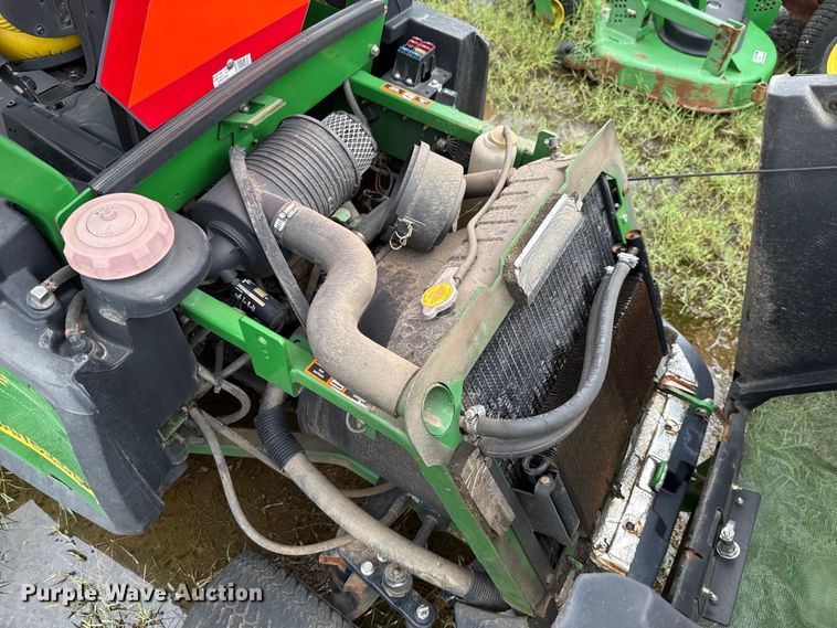 image for item EJ4746 (4) John Deere lawn mowers