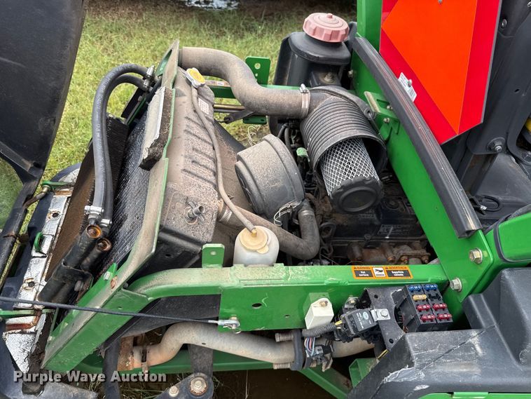 image for item EJ4746 (4) John Deere lawn mowers