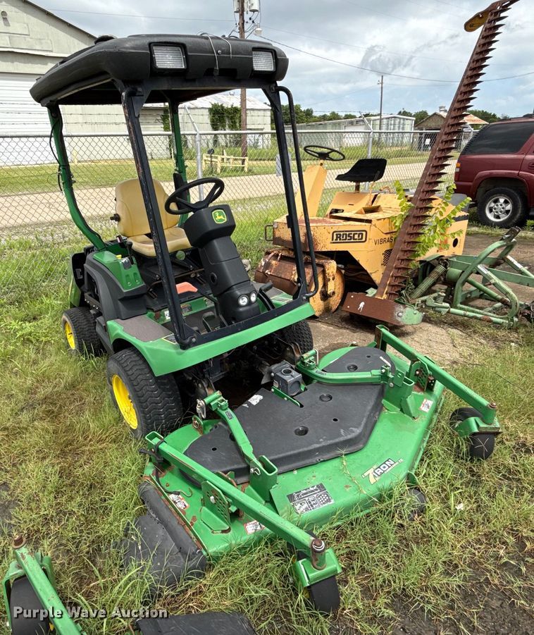 image for item EJ4746 (4) John Deere lawn mowers