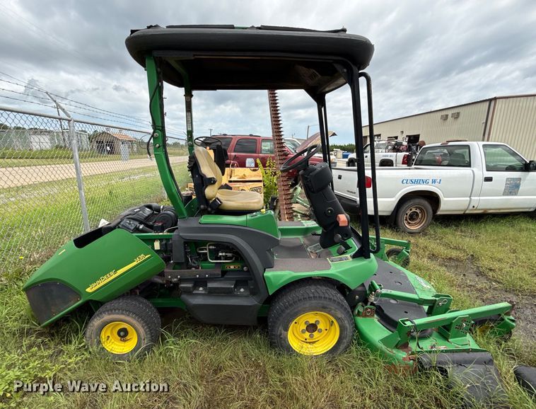 image for item EJ4746 (4) John Deere lawn mowers