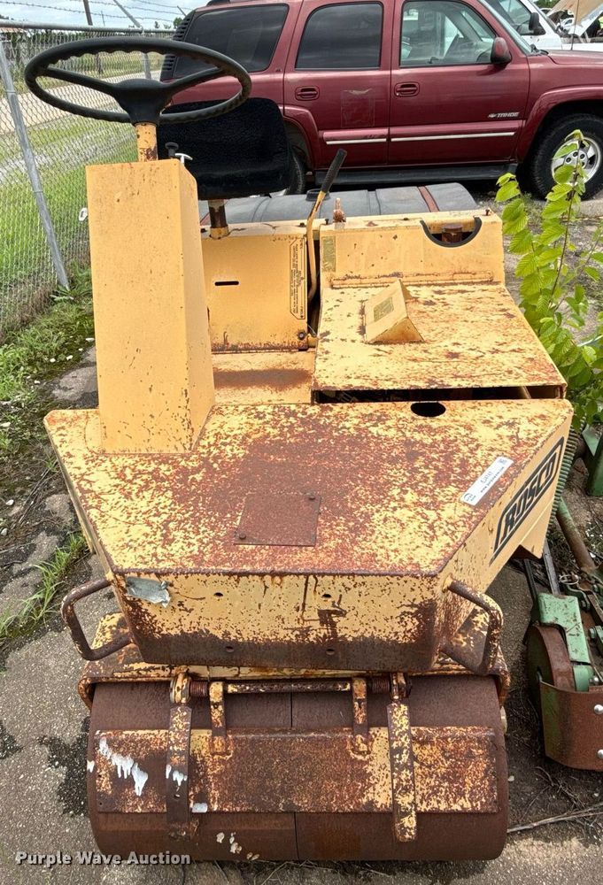 image for item EJ4747 Rosco Vibrastat III double drum roller