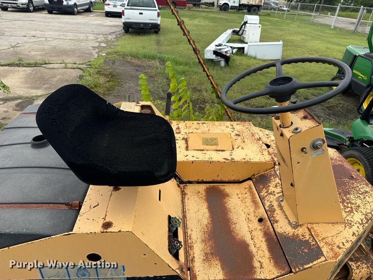 image for item EJ4747 Rosco Vibrastat III double drum roller