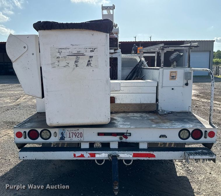 image for item EJ4749 2012 Ford F550 Super Duty SuperCab bucket truck