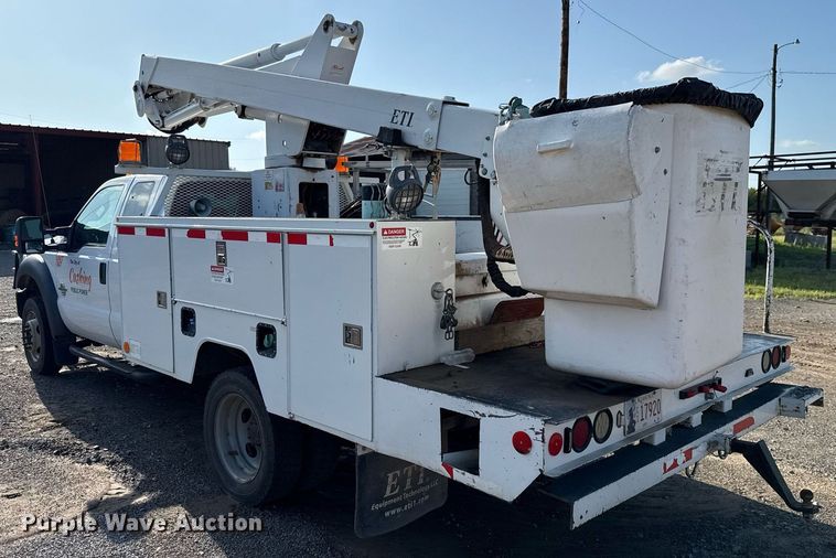 image for item EJ4749 2012 Ford F550 Super Duty SuperCab bucket truck