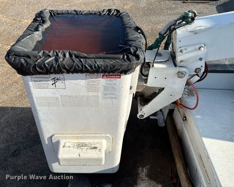 image for item EJ4749 2012 Ford F550 Super Duty SuperCab bucket truck