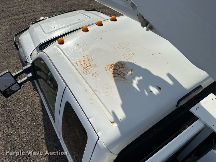 image for item EJ4749 2012 Ford F550 Super Duty SuperCab bucket truck