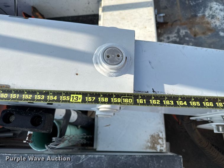 image for item EJ4749 2012 Ford F550 Super Duty SuperCab bucket truck