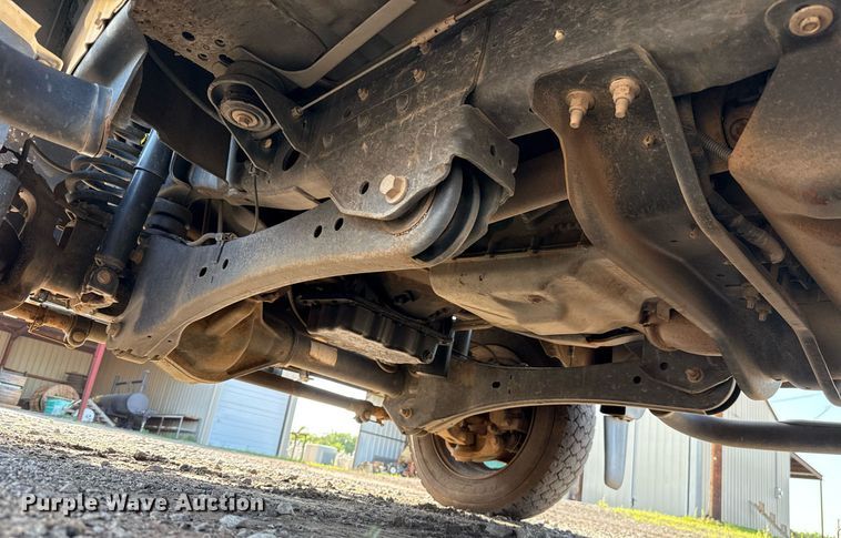 image for item EJ4749 2012 Ford F550 Super Duty SuperCab bucket truck