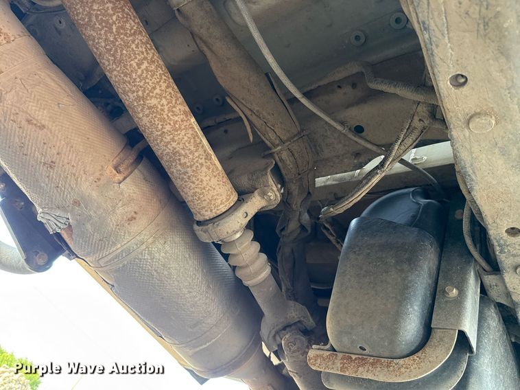 image for item EJ4749 2012 Ford F550 Super Duty SuperCab bucket truck