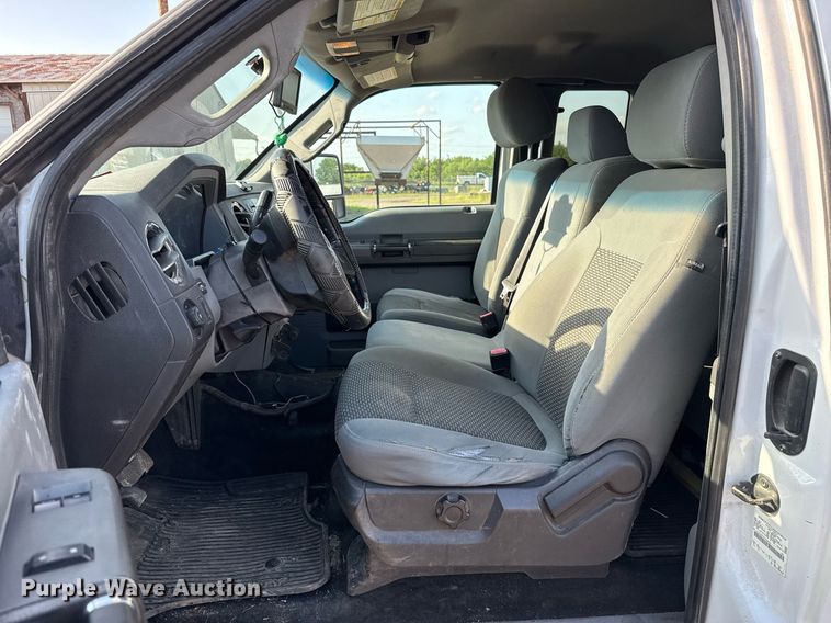 image for item EJ4749 2012 Ford F550 Super Duty SuperCab bucket truck