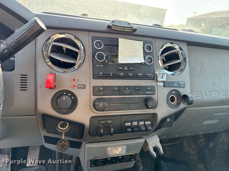 image for item EJ4749 2012 Ford F550 Super Duty SuperCab bucket truck