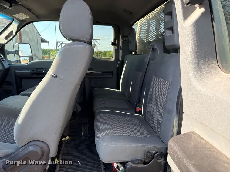 image for item EJ4749 2012 Ford F550 Super Duty SuperCab bucket truck