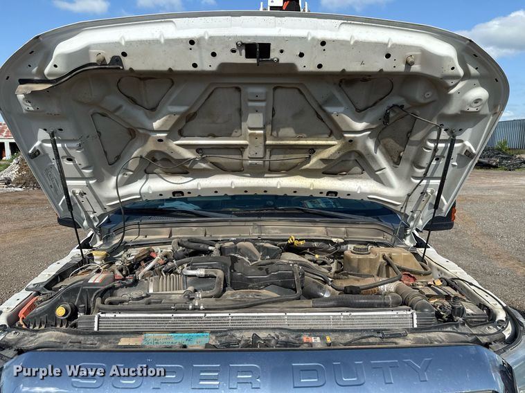 image for item EJ4749 2012 Ford F550 Super Duty SuperCab bucket truck