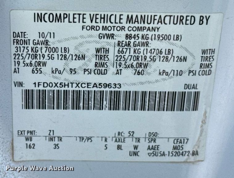 image for item EJ4749 2012 Ford F550 Super Duty SuperCab bucket truck